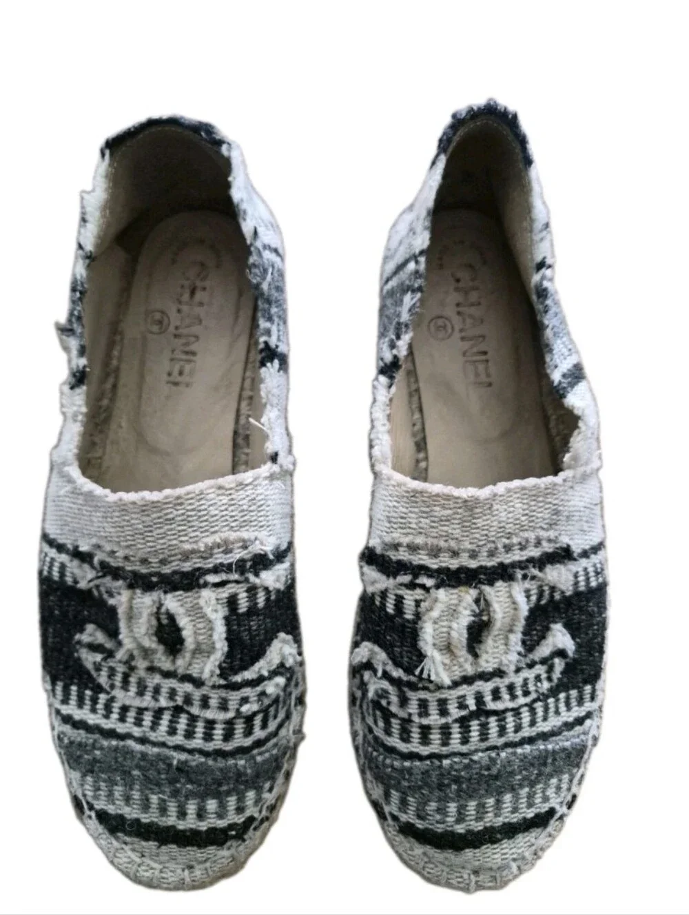 Chanel G29762 Flat Espadrille Size 37 ( US 37 ).